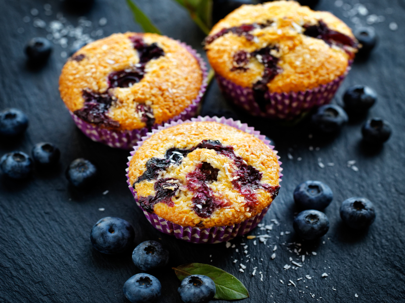 Sočni muffini s borovnicama i kokosom