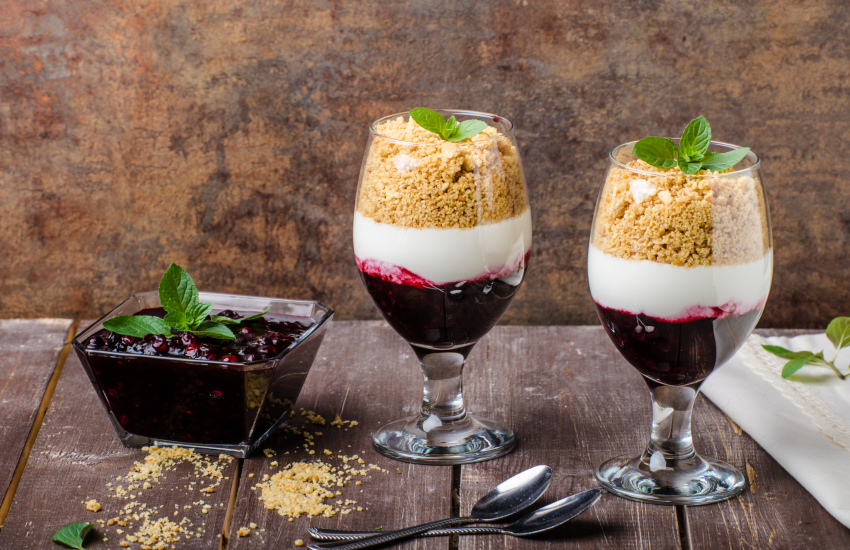 Voćni tiramisu u staklenkama