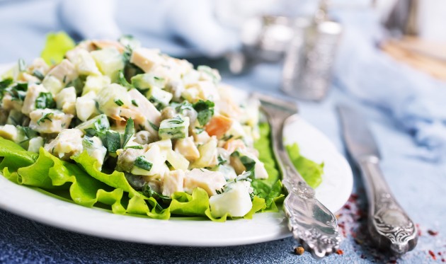 Lagana i zdrava francuska salata s jogurtom