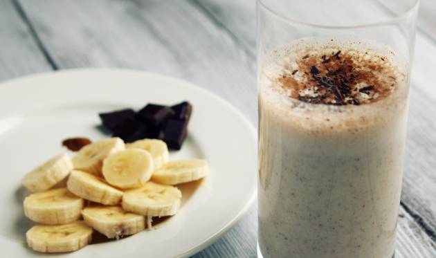 Slatki smoothie s maslacem od kikirikija