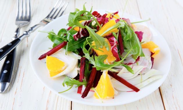 Osvježavajuća salata od naranče, rukole i komorača