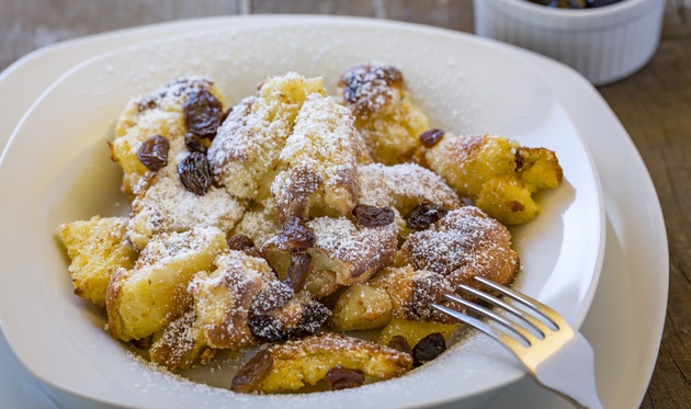 Austrijski desert Kaiserschmarrn