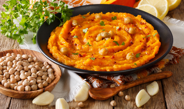 Začinjeni humus sa slatkim krumpirom