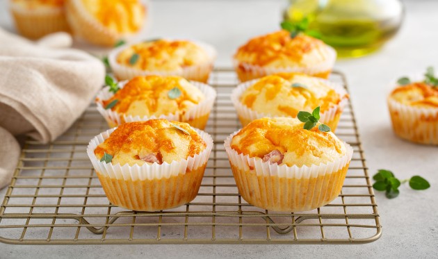 Muffini s piletinom i parmezanom