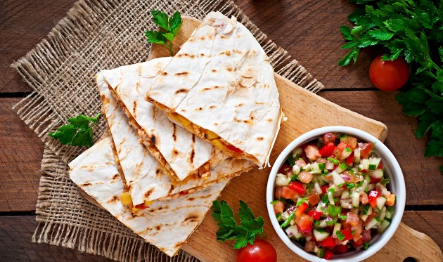 Quesadille sa sirom i mljevenim mesom