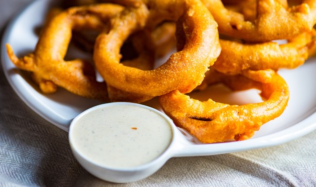 Savršeno hrskavi prženi kolutići luka